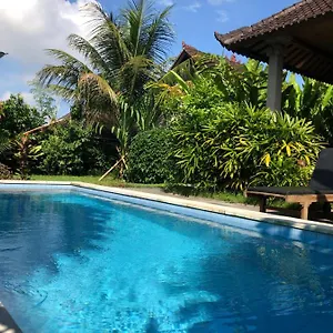 Dipa , Ubud Indonesia